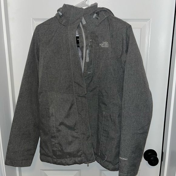 The north face jacket - Picture 1 of 4